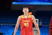 詹姆斯关键节点出色防守，中国队带队取胜！(詹姆斯关键节点出色防守,中国队带队取胜了吗)