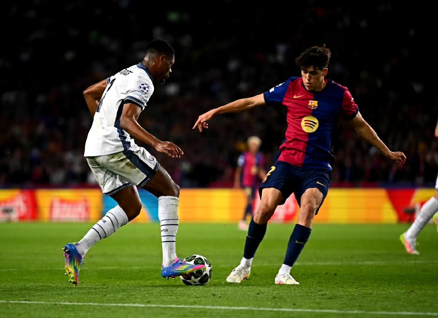 包含今夜意大利杯焦点战,AC米兰强势反弹,态度坚定,轮换策略成焦点的词条 包含今夜意大利杯焦点战,AC米兰强势反弹,态度坚定,轮换策略成焦点的词条